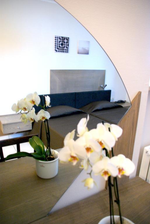 Charly'S Gare Hotel Senningerberg Kamer foto