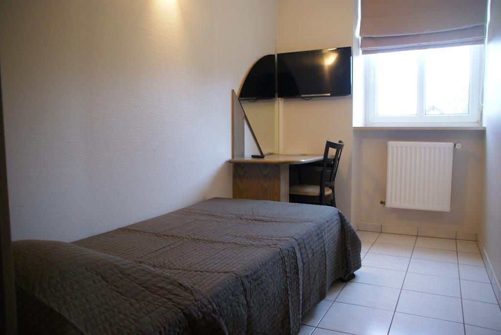 Charly'S Gare Hotel Senningerberg Kamer foto